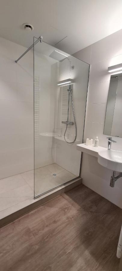 Hotel Off Wavre Zewnętrze zdjęcie